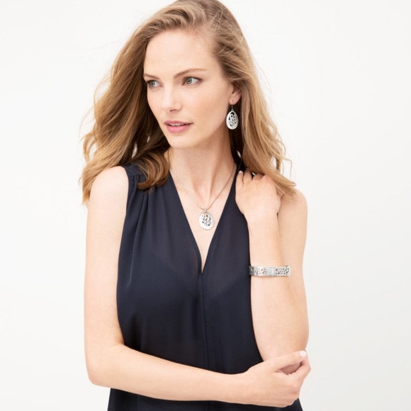 Brighton "MINGLE" Collection Modern Scrolled & Swirled Silver Hinged Bracelet! - Picture 2 of 10